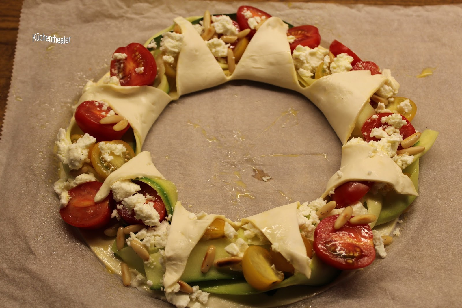 Küchentheater: Gemüse-Blätterteig-Kranz