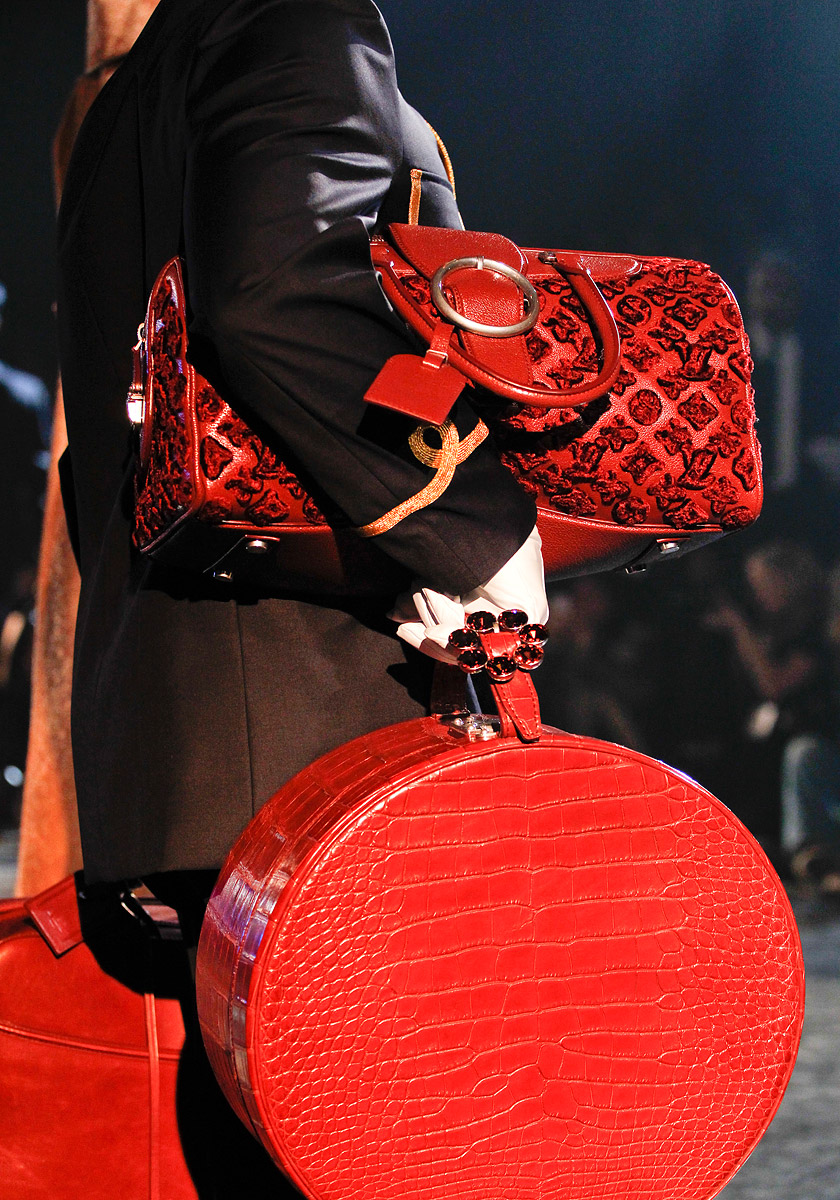 Louis Vuitton Fall 2012 || BAGS ~ different fashion styles