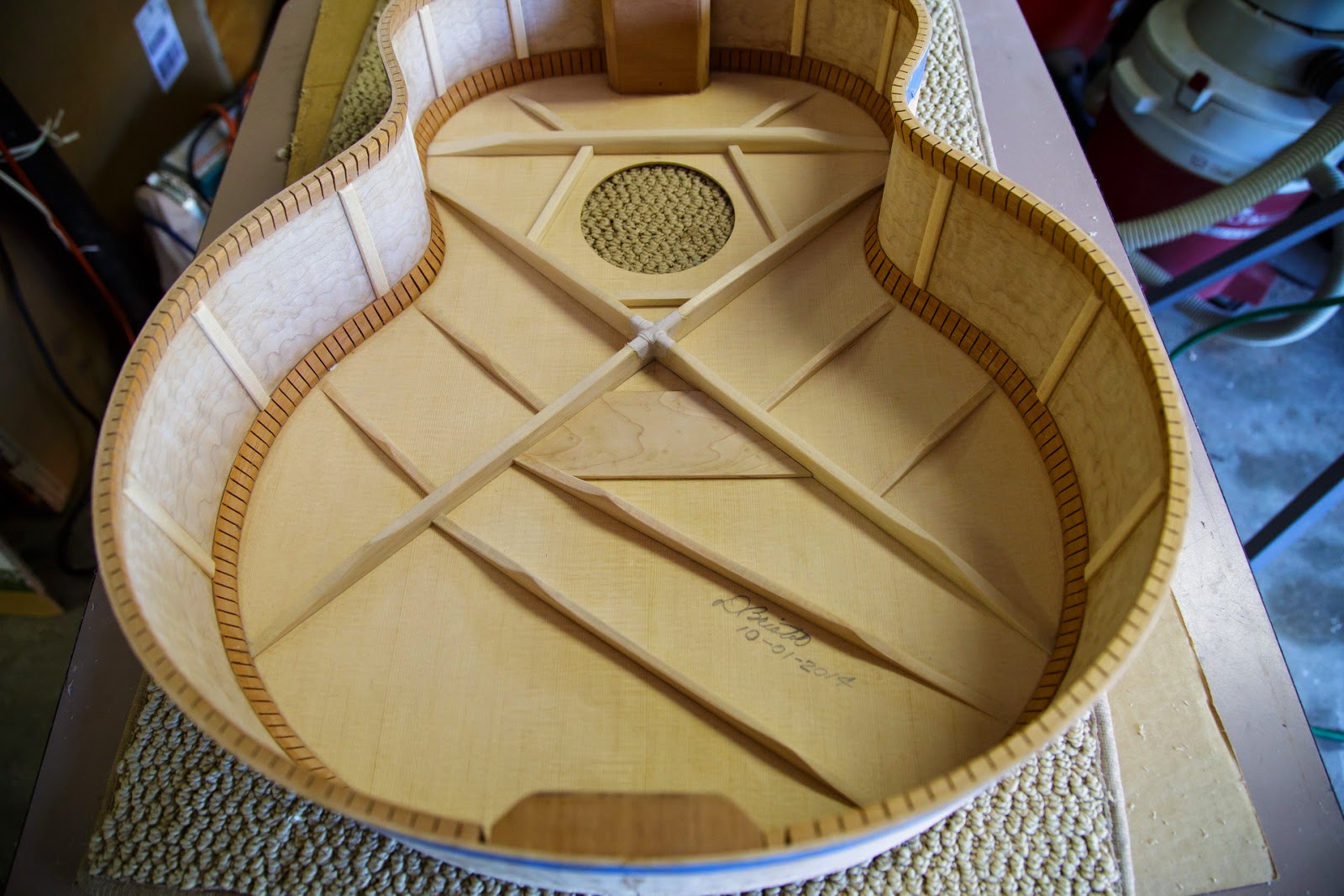 The Big Whistle Building a Gibson J200 Jumbo Acoustic Guitar first