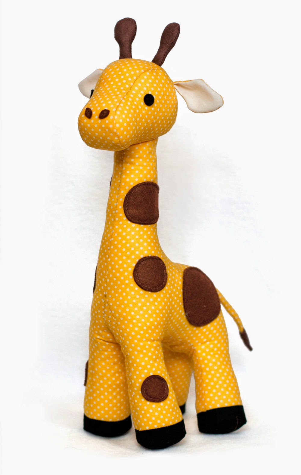 Toy Patterns by DIY Fluffies : Giraffe sewing pattern