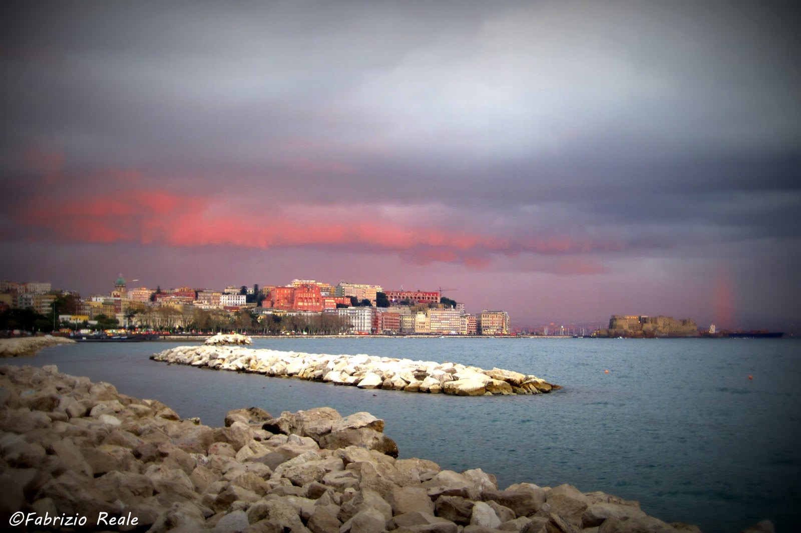 A Che Ora Tramonta Il Sole Oggi A Napoli