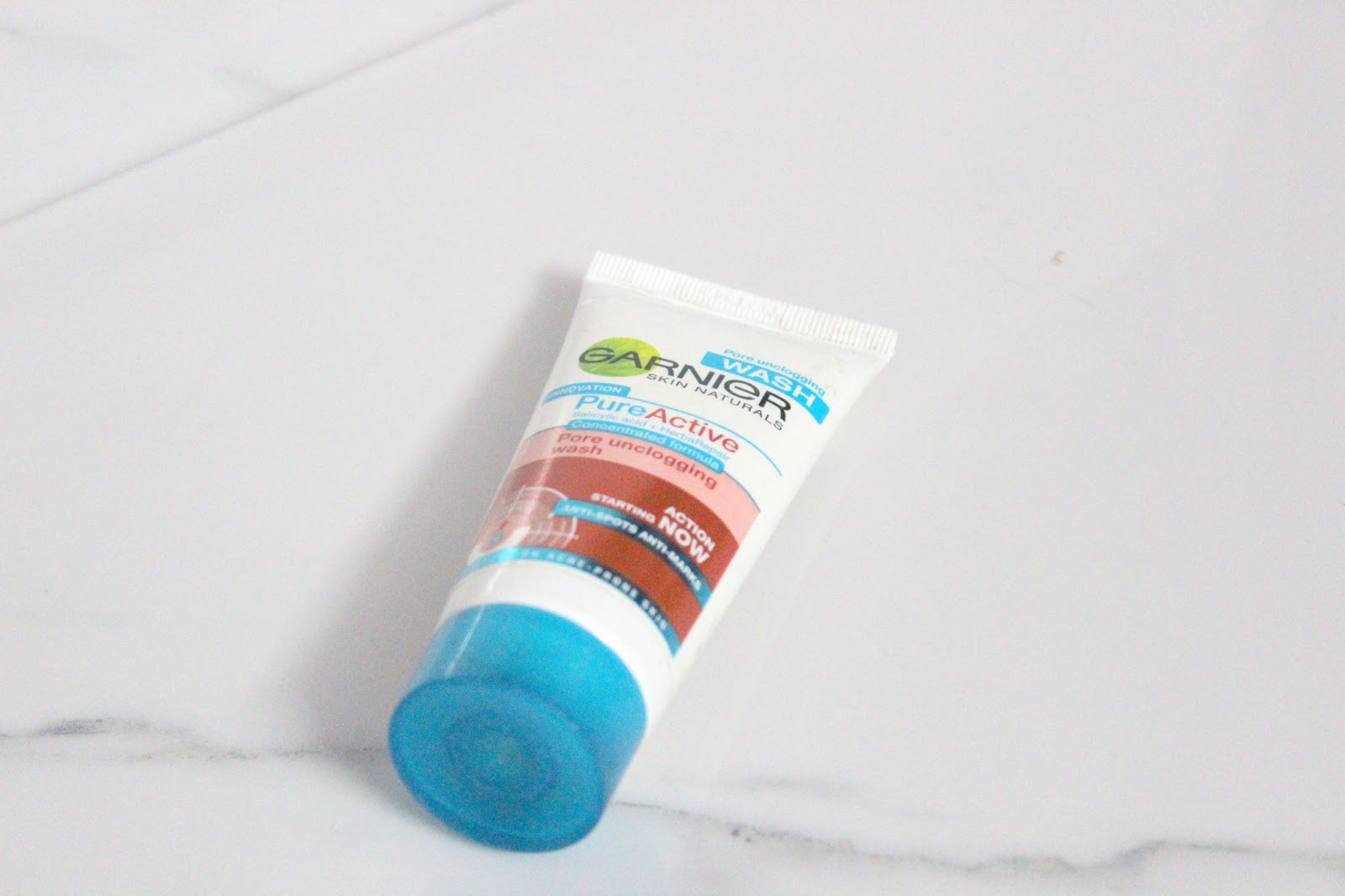 garnier pure active pore unclogging face wash