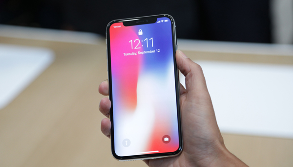 iPhone X ile Çekilen Müzik Klibi iPhone X ile Çekilen Müzik Klibi