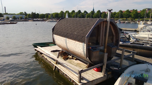 floating sauna at Liuskasaari
