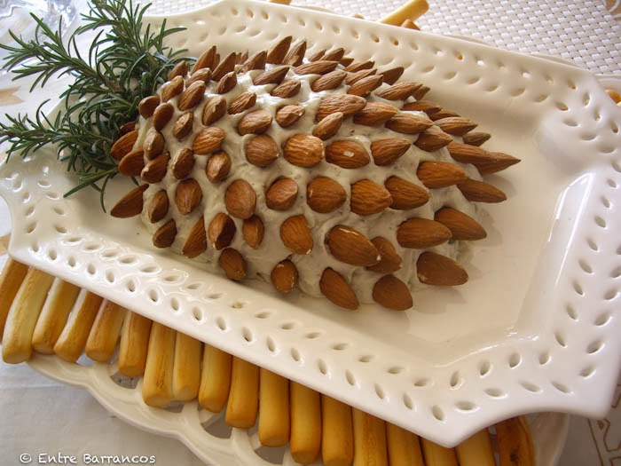 Entre Barrancos (COCINA): Piña de queso con almendras