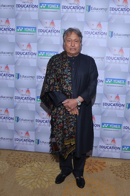 Ustad Amjad Ali Khan at the NDTV Education Awards 2017