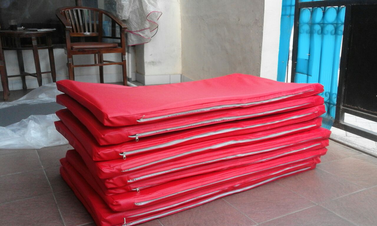 Matras Yoga: Panduan Lengkap Memilih, Merawat, dan Memaksimalkan Manfaatnya