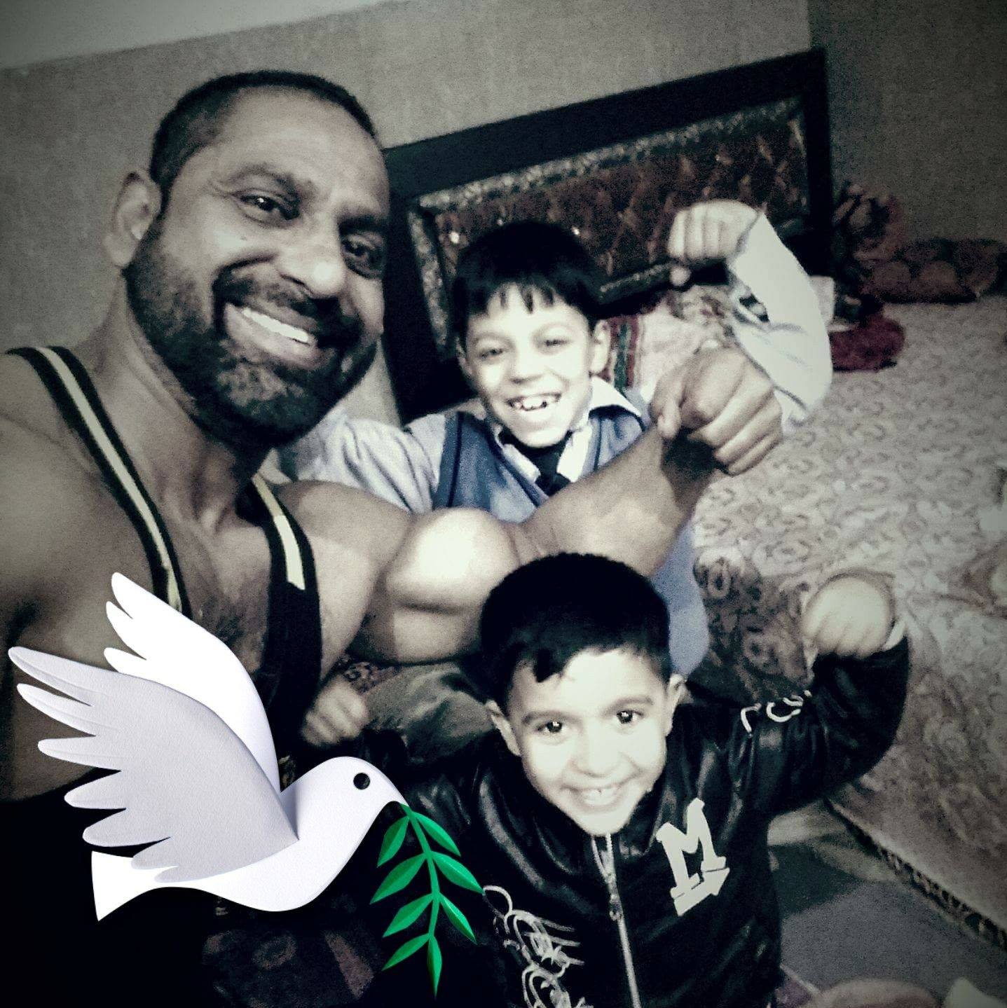 world bodybuilders pictures mr lahori champion bodybuilder khalid ali