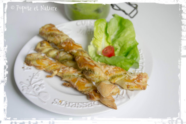 Flûtes feuilletées au pesto de fanes de radis maison © Popote et Nature