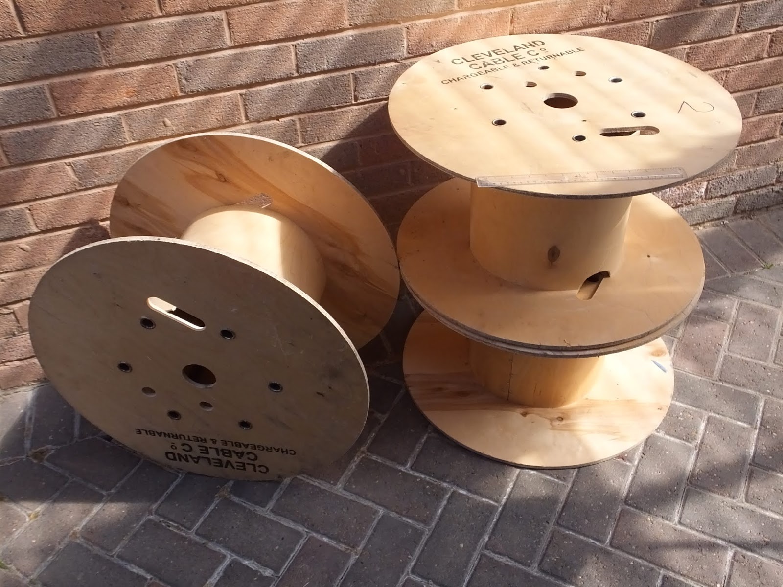 customized-cable-drum-flanges-cable-spools-wooden-wire-spools-wooden