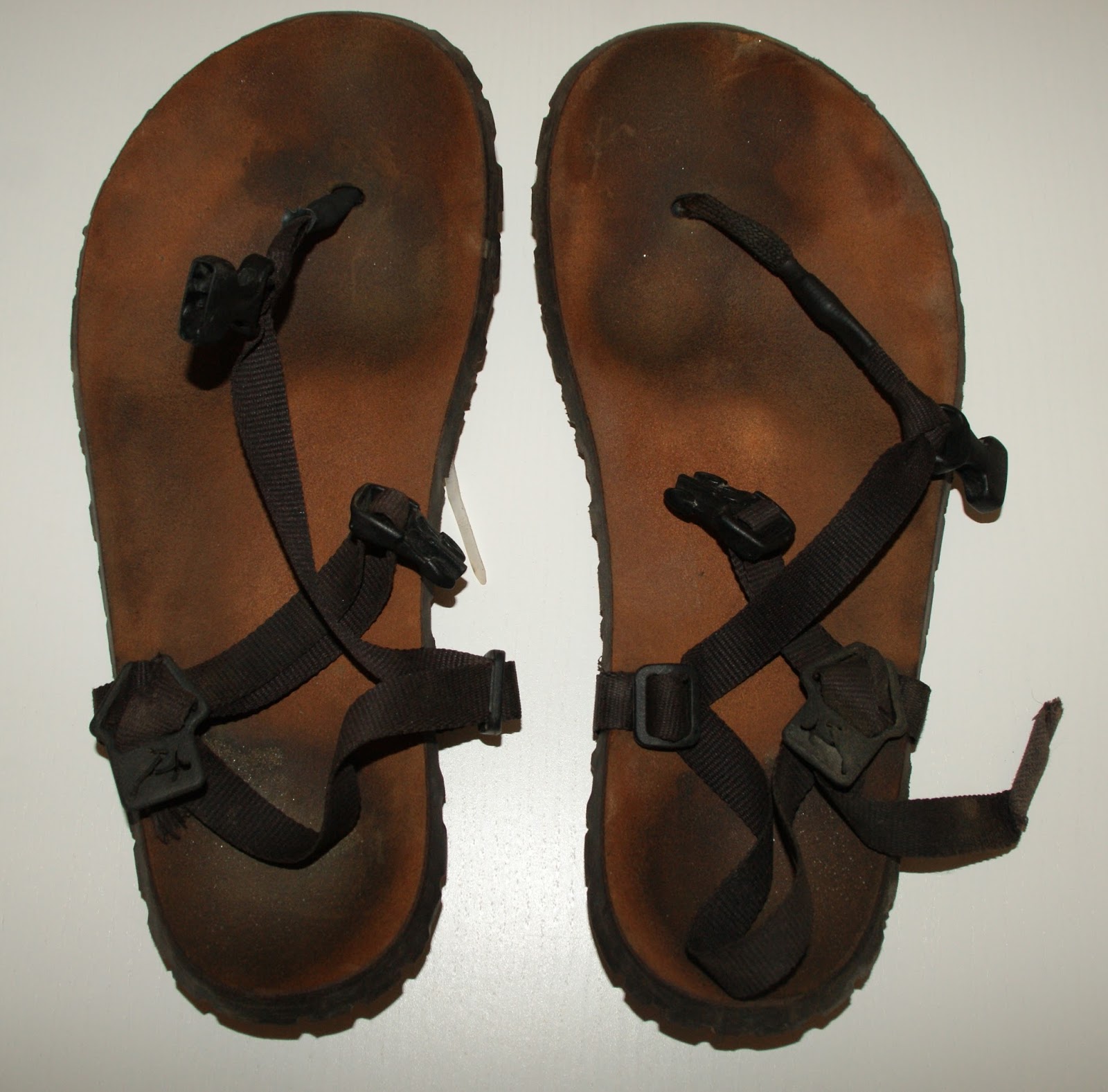 huaraches pies sucios terra