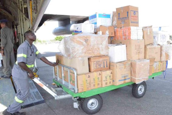 1 Photos: FG donates Made-In-Nigeria drugs to Cameroon's train accident victims