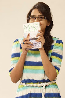 Actress Sri Divya Latest Photoshoot Pics HD Actress Sri Divya Latest Photoshoot Pics HD