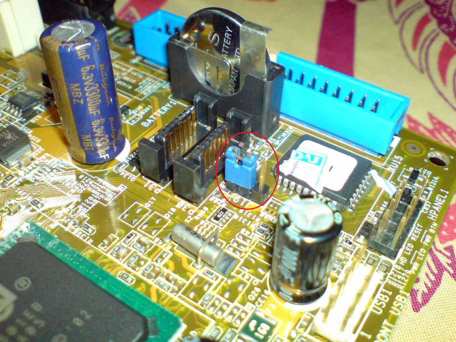 Reset Battery CMOS di Motherboard - InfoKomputer