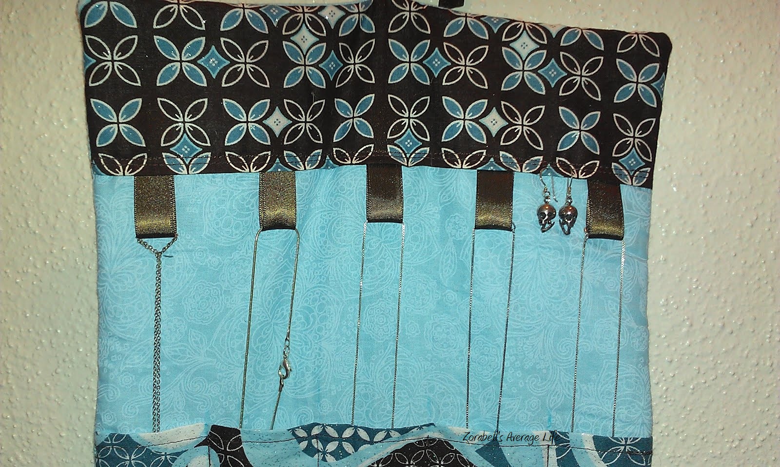 Zorabell's Creative Life Travel Jewelry Roll