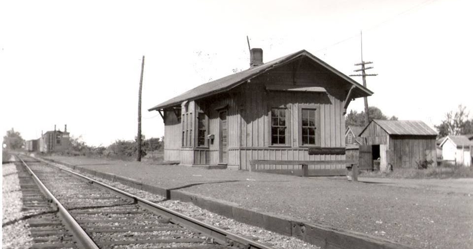 Towns and Nature Cowden, IL NKP (Clover Leaf) and B&O Depots