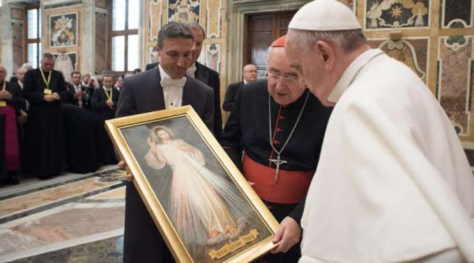 El Papa alienta en una carta a difundir el mensaje de la Divina Misericordia