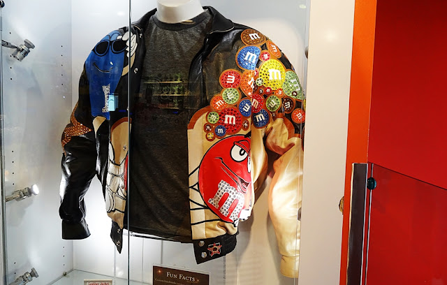 m%2526m%2527s%2Bjacket.JPG