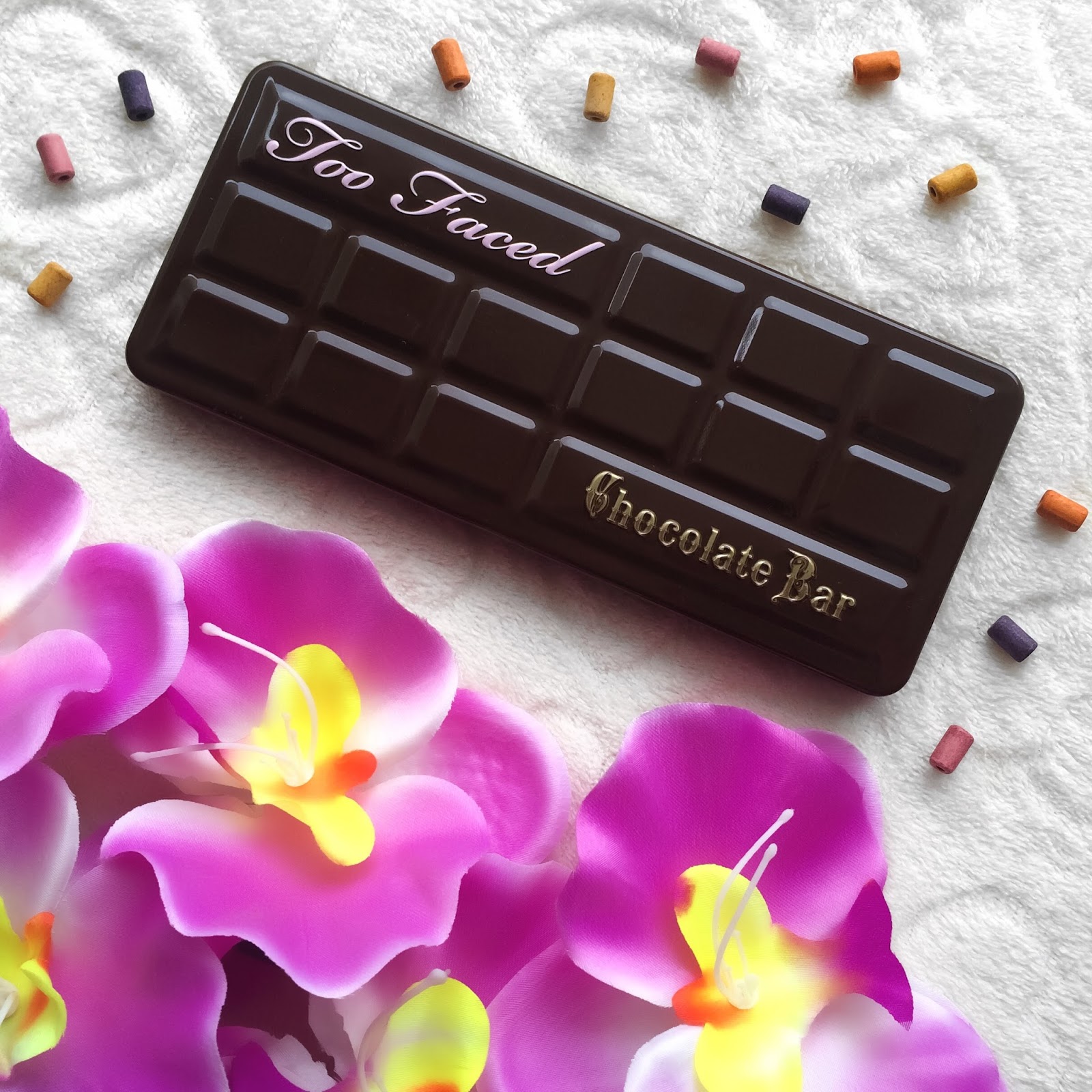 Review & Swatches Too Faced Chocolate Bar Eyeshadow