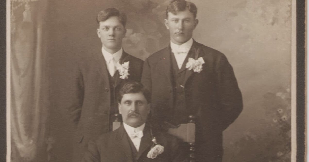 The Dead Relative Collector Mystery Photo... Sleepy Eye, Minnesota