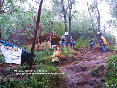pendakian gunung lawu via candi cetho pos 4