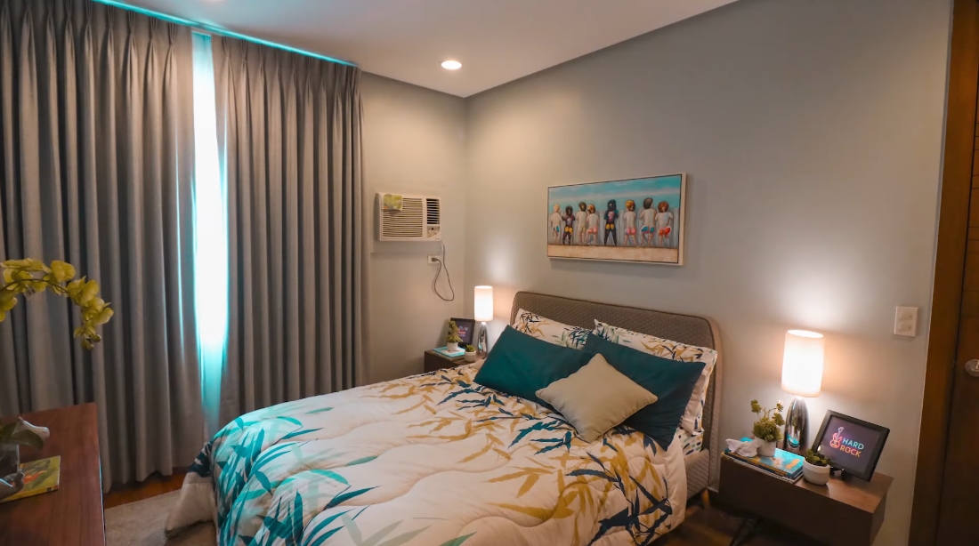 20 Interior Design Photos vs. New Manila, Luxury Townhouse Tour