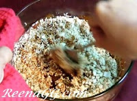 Til Gur Ki Chikki Microwave Recipe step 6