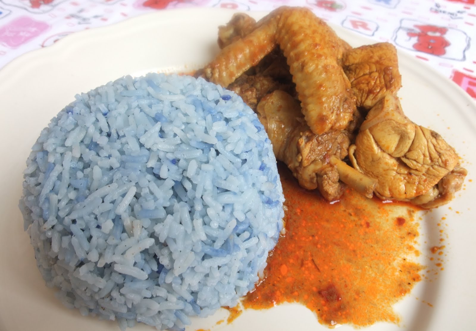 Veronica's Kitchen Blue Pea Flower Fragrant Rice With Curry Chicken