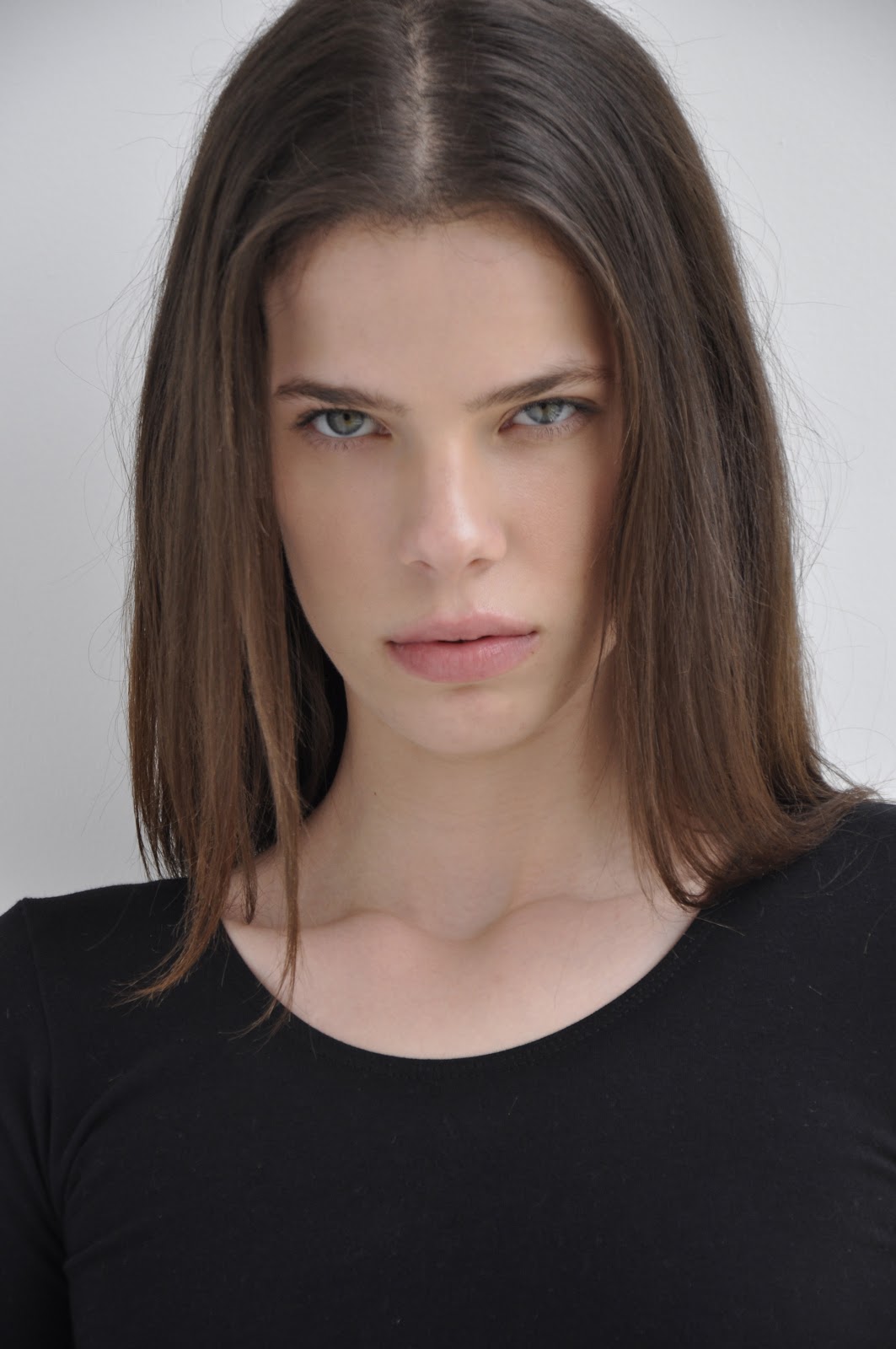 ELITE MODEL MANAGEMENT TORONTO Jessi Updates Digitals