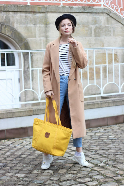 Yellow Tote | Mersch, Luxembourg