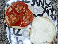 Hamburguesa Juicy Lucy-con tomate