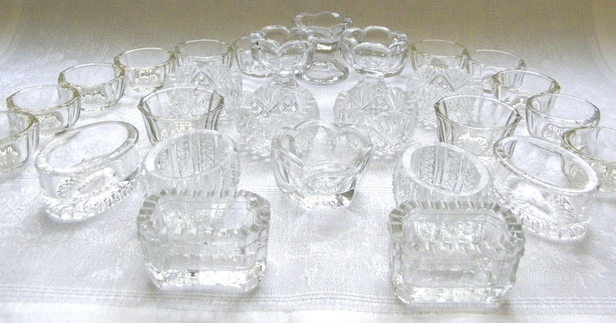 Vintage clear glass salt dishes salt dips set of 7 unusual for salt on dining table salt cellars use with artisanal salt