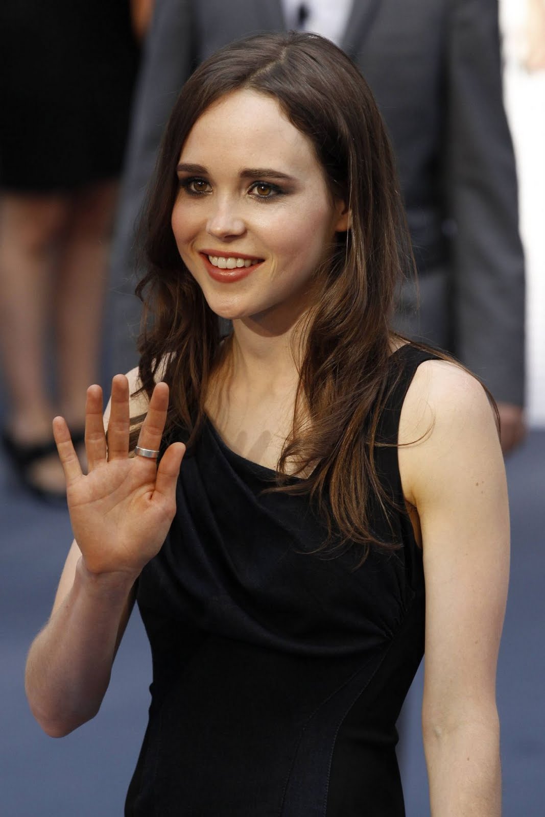 latest trends in fashion: Actress: Ellen Page
