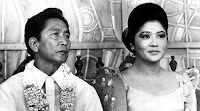 Fuente: https://blog.hola.com/tico-medina/2015/11/imelda-marcos-la-mariposa-de-hierro-vuelve-a-ser-actualidad/ Ferdinand Marcos y su mujer Imelda