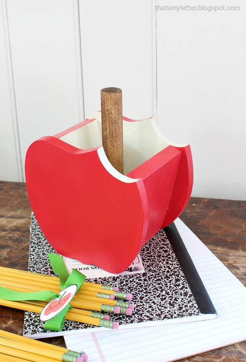 That's My Letter DIY Apple Pencil Holder