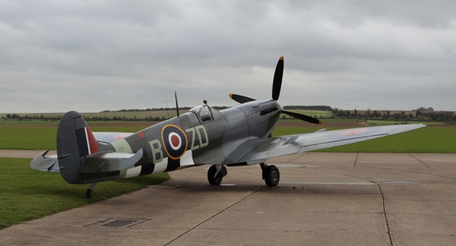 Aviones de la 2ª Guerra Mundial en el IWM de Duxford