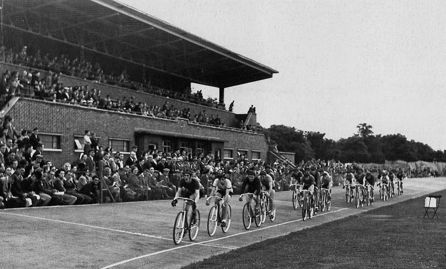 Cycle racing at Alexandra Park