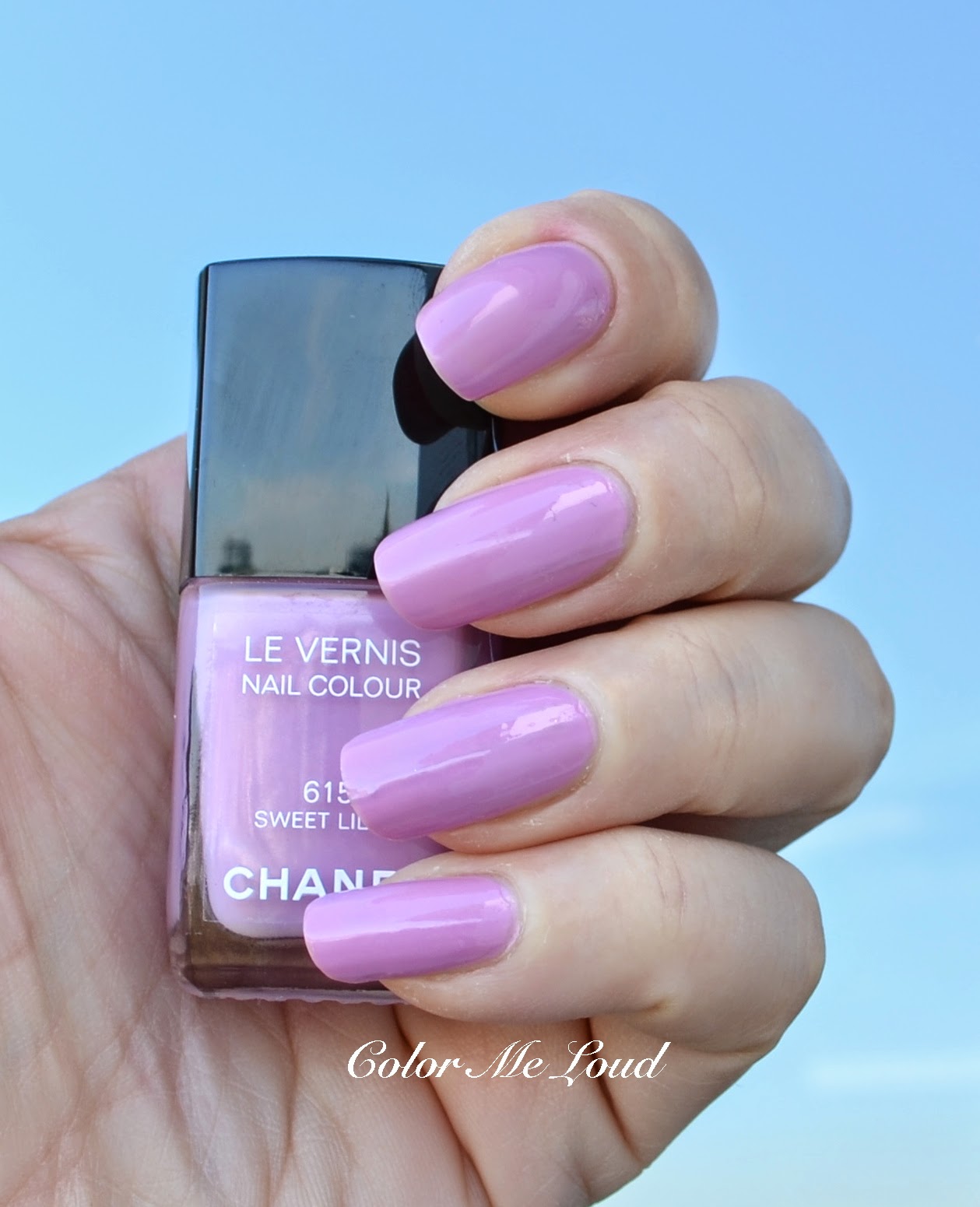 Color Me Loud: Chanel Le Vernis #615 Sweet Lilac, #619 Pink Tonic