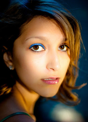 How to Apply Eye Shadow, Eye-liner and Mascara to Your Photo in Photoshop