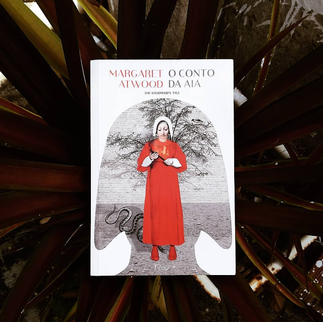 resenha the handmaids tale