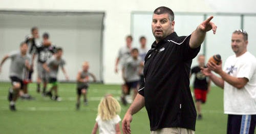 Cuanto Cobra Un Jugador De Fútbol Americano En España Americano Criollo [Fútbol americano desde España]: Bob McMillen