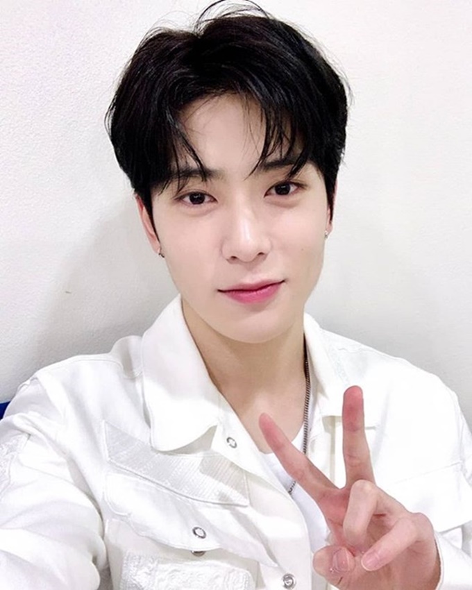 이미지에 대체텍스트 속성이 없습니다; 파일명은 NCT127%2B%25EA%25B3%25B5%25EC%258B%259D%2B%25EC%259D%25B8%25EC%258A%25A4%25ED%2583%2580%25EA%25B7%25B8%25EB%259E%25A8.jpg 입니다.
