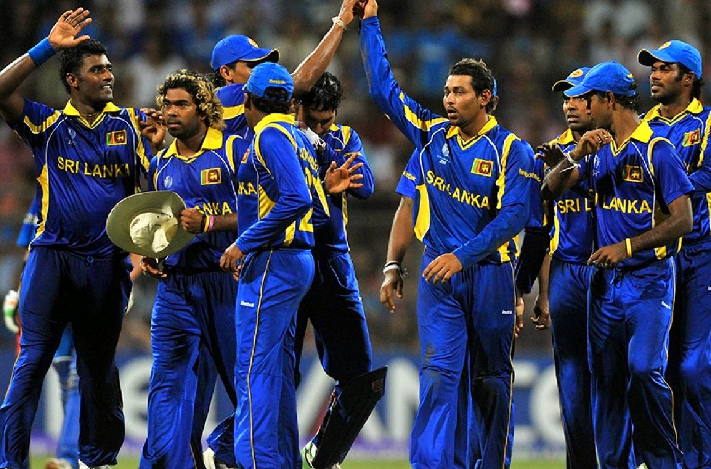 Футбол шри ланка. Sri Lankan National Cricket Team. Сборная Шри Ланки по крикету. Крикет Шри Ланка. Sri Lanka Cricket Team.