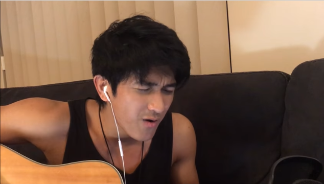 NAKAKAKILIG! Makisig stuns netizens with his cover of ‘Kita Kita’ theme song ‘Two Less Lonely People in the World’ NAKAKAKILIG! Makisig stuns netizens with his cover of ‘Kita Kita’ theme song ‘Two Less Lonely People in the World’