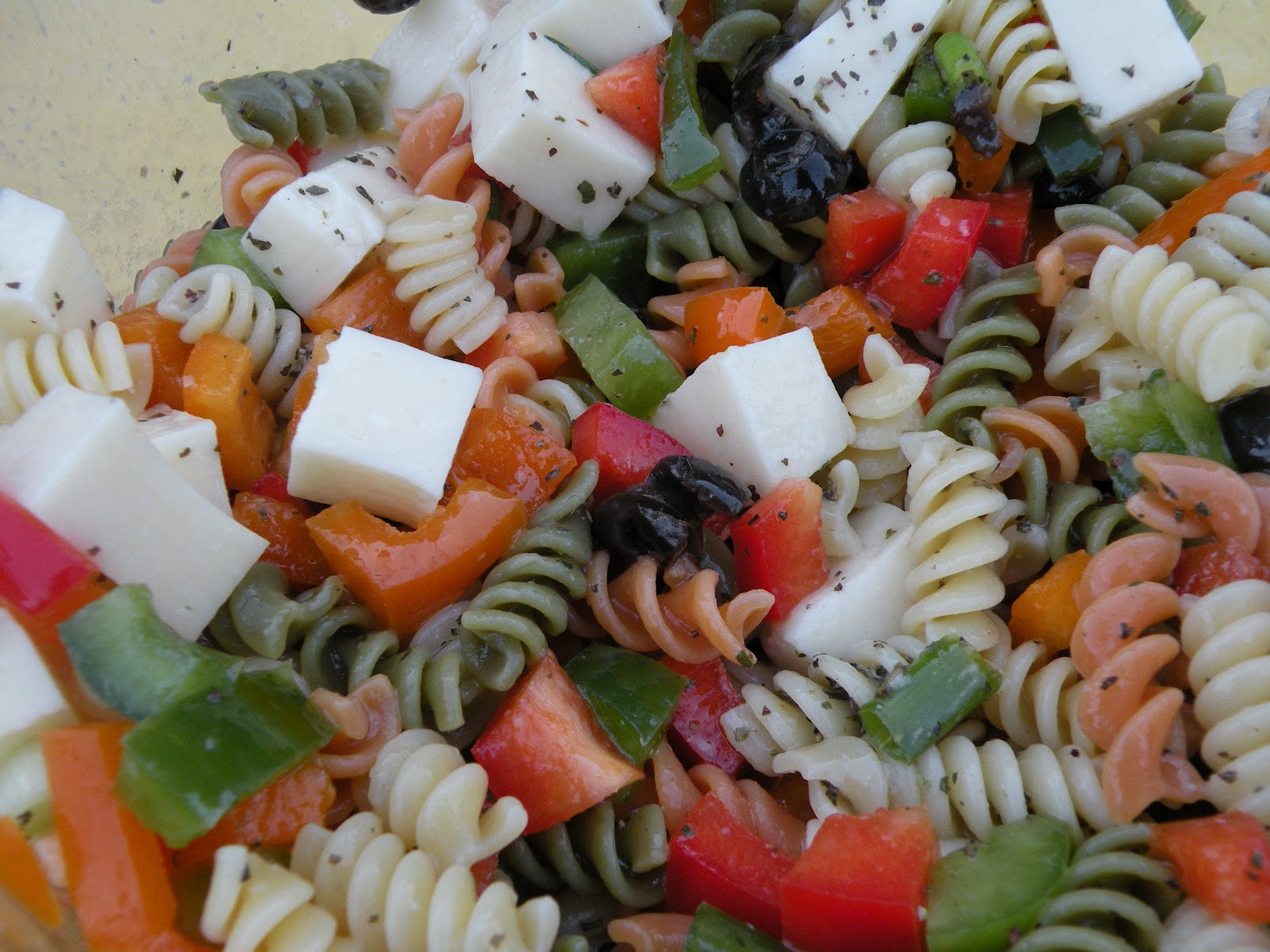 Smoochin In The Kitchen Three Pepper Pasta Salad