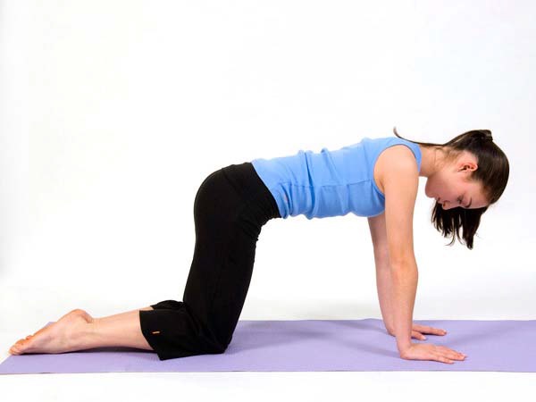 10 Yoga Poses for Shaping Thighs - tabletop pose 10 Yoga Poses for Shaping Thighs - tabletop pose