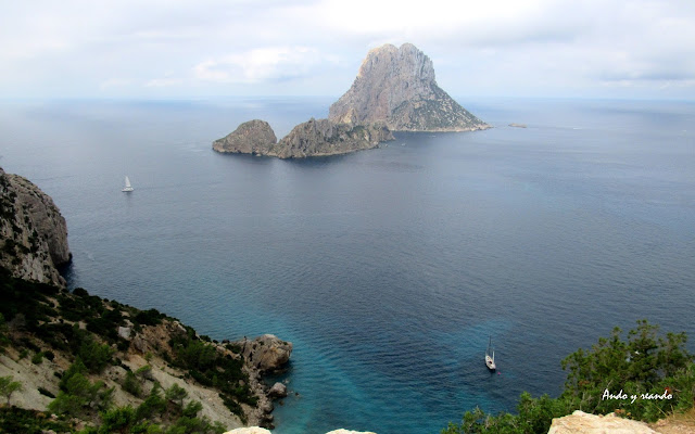 Qué-ver-en-Ibiza Es Vedrá. El dragón dormido de Ibiza