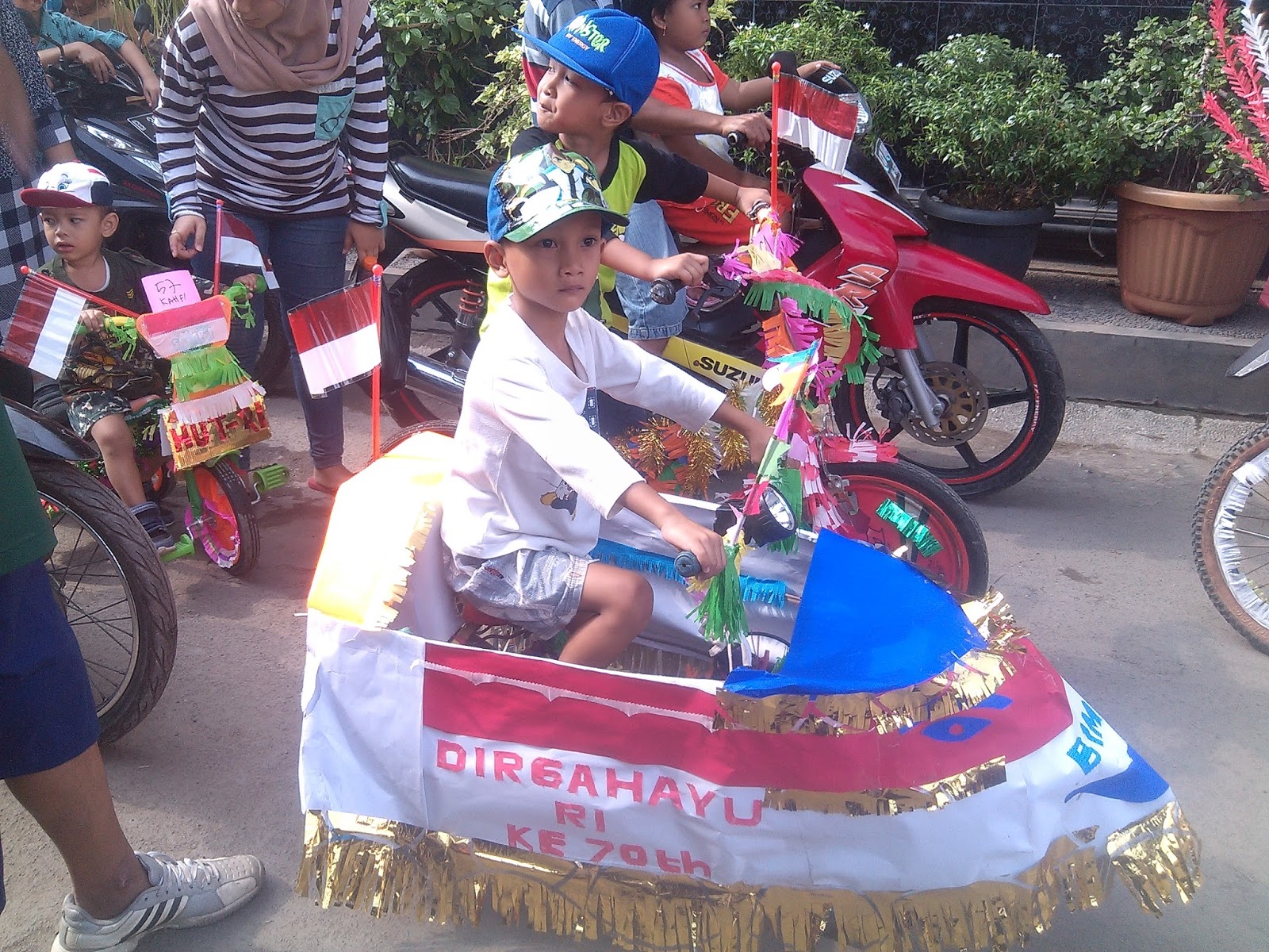 Juara Karnaval Hias Sepeda Djangkaru Bumi Juara Karnaval Hias Sepeda Djangkaru Bumi