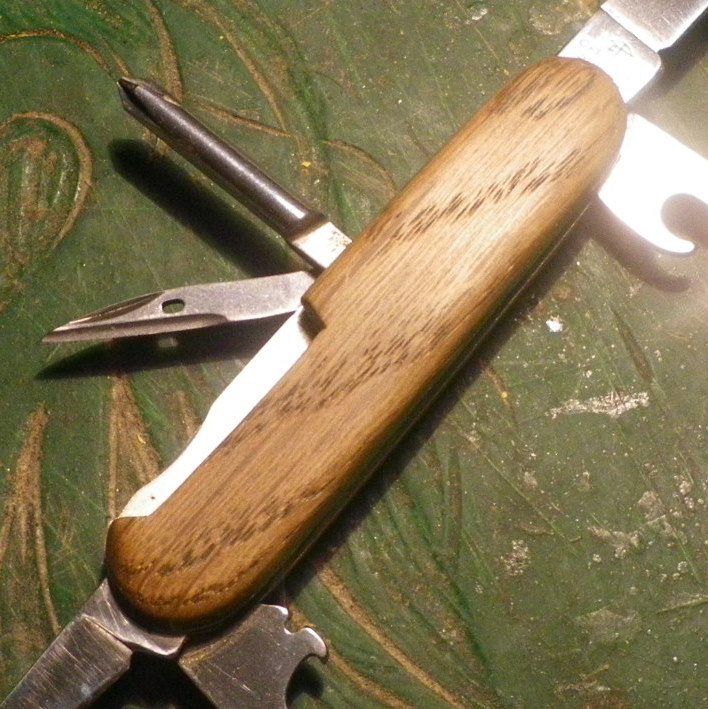 Woodwose Carving Swiss Army Knife Facelift