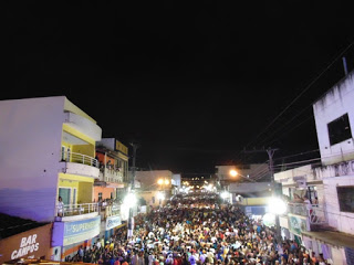 Psirico arrasta multidão no segundo dia de Micareta na cidade de Baixa Grande